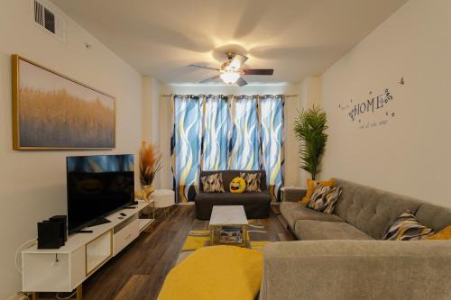 North Burnet Apartamento | Blessed HOME for blessed guests