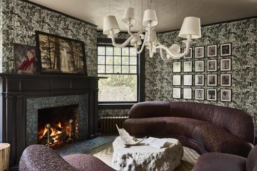 Asheville Hotel | Blind Tiger Asheville