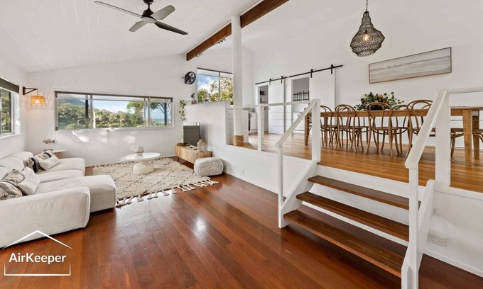 Stanwell Park Casa | Blissful Beachside Stay / Stanwell Park