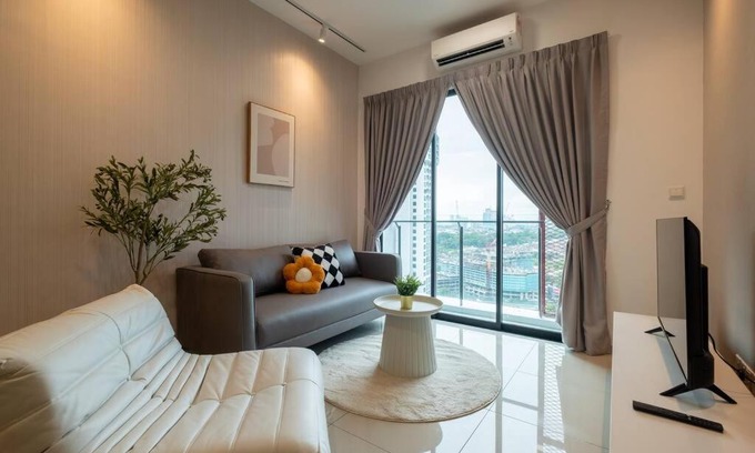 Kampung Pasir Apartamento | Blissful Cottage@FeelHome/2BR,7pax,MRT 中文房东