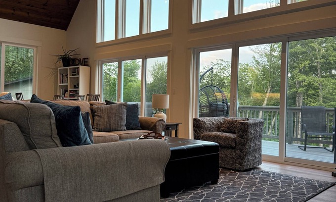 Alton Bay Casa | Blissful lake park your boat hiking family retreat views hiking Winni Escapes
