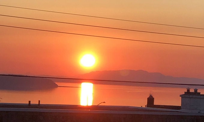 Powell River Cama Y Desayuno | Blissful Sunsets and Outdoor Oasis!