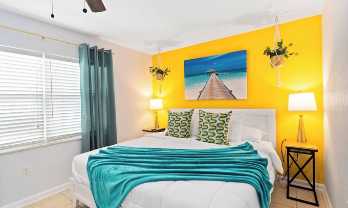 Indian Harbour Beach Apartamento | Blissway ~ Walk to the beach, Pool, BBQ, Gym, Patio