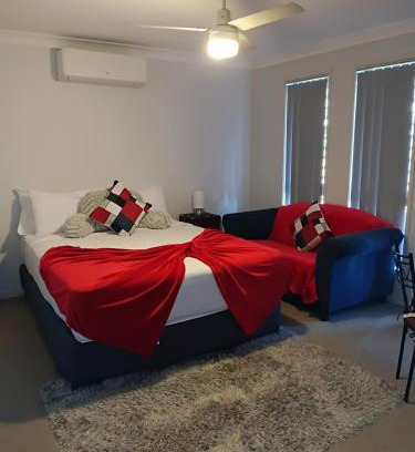 Morayfield Casa | BLK Stays Guest House Deluxe Units Morayfield