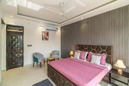 Faridabad Complejo | Bloom Haven by Madaan
