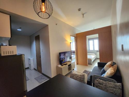 Paranaque Apartamento | Bloom Residences Condo 2Br