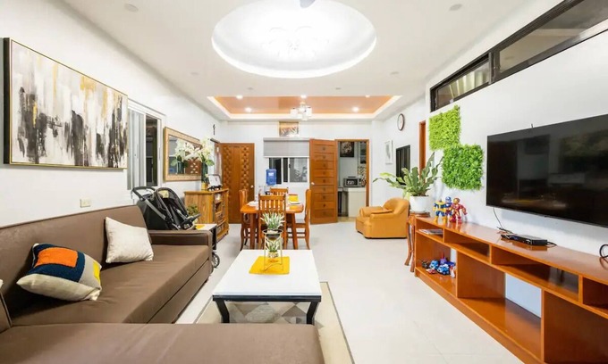 Meycauayan Casa | Blooming 3 bedrooms for 7, infant, pet