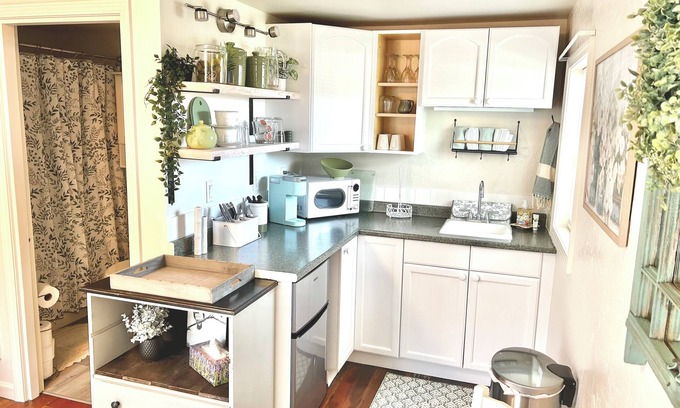 Redmond Apartamento | Blossom Cottage Cozy Studio in Beautiful Redmond, OR