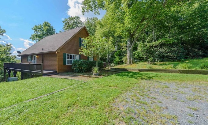 Blowing Rock Cabina | BlowingRock * Sleeps10 * Gameroom * Tweetsie * AppState * Slopes