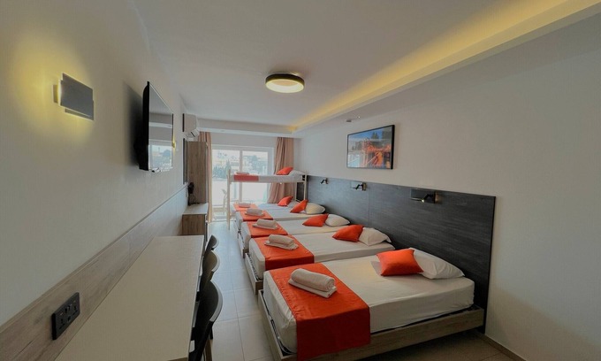 Swieqi Apartamento | Blue 14: Two-Bedroom Apartment in St. Julian's