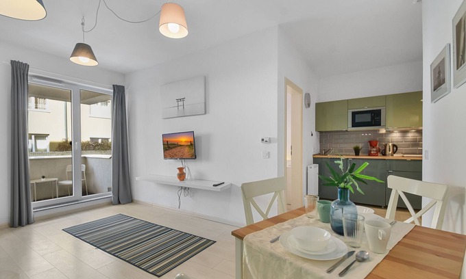Brasov City Centre Apartamento | Blue Apartment near Shopping City Brasov