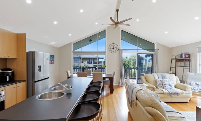 Coronet Bay Casa | Blue Bayou in Coronet Bay