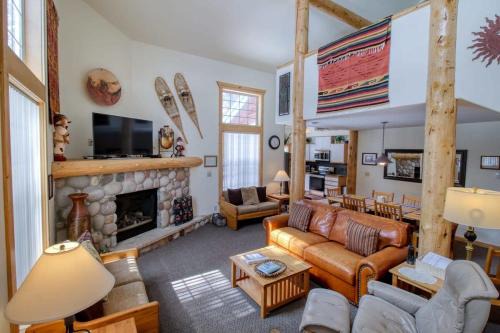 Leadville Casa | Blue Bucket 4B