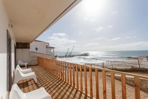 Ericeira Casa | Blue Buddha Beach Rooms & Suites