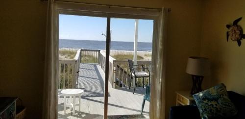 Caswell Beach Casa | Blue Crab Cove