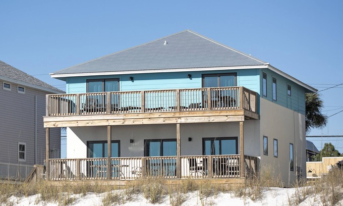 Lullwater Beach On Gulf Of Mexico Casa | Blue Dolphin - Luxurious Beach Front Home walking distance to Pier Park in PCB