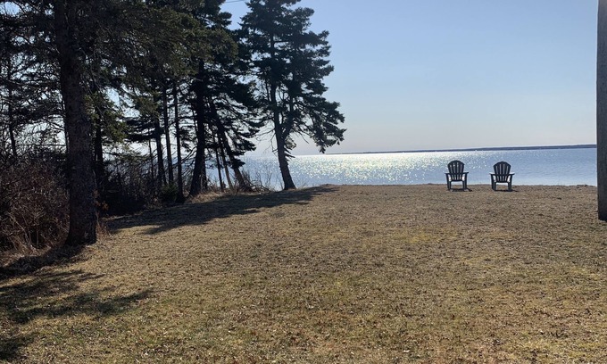 Port Elgin Cabaña | Blue Heron Beach House on the ocean