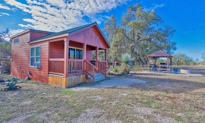 Wimberley Cabina | Blue Hole Cabin - Minutes from Jacob's Well!