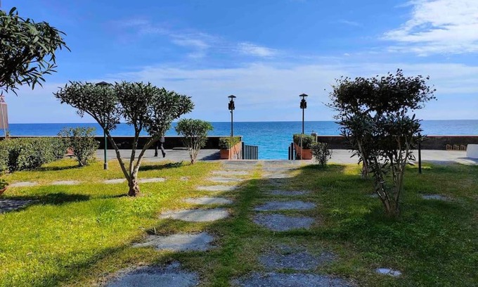 Letojanni Apartamento | Blue Holiday da Carla