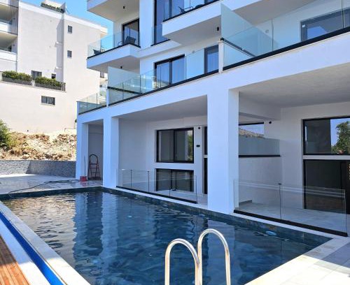 Qafe e Gjashtes Apartamento | Blue Horizon And Seaside Serenity