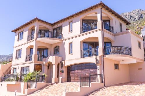 Mountainside Casa | Blue Horizon Guest House