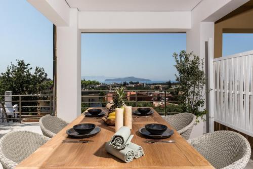 Makrys Tichos Apartamento | Blue Island Luxury Apartment