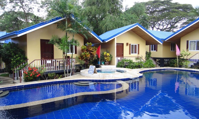 Puerto Princesa City Centre Hotel | Blue Lagoon Inn & Suites