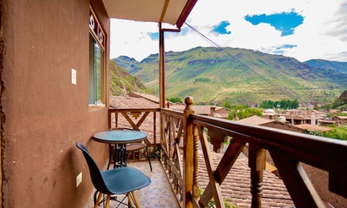 Pisac Casa | Blue Lotus Coca Suite Private Bath and Balcony