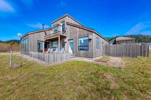 Sea Ranch Casa | Blue Mermaid