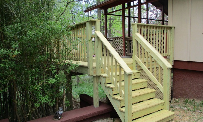 Front Royal Cabina | Blue Mountain Cabin, secluded, perfect for couples, near main road