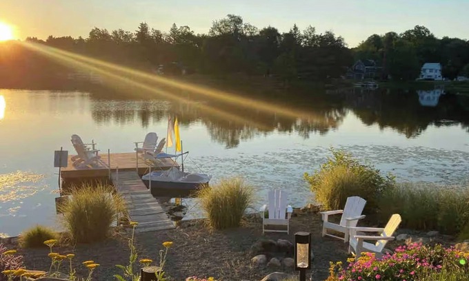 Lily Dale Casa | Luxe 4 habitaciones / 3 baños Cassadaga Lakefront-Near Chautauqua / Lily Dale / Holiday Valley