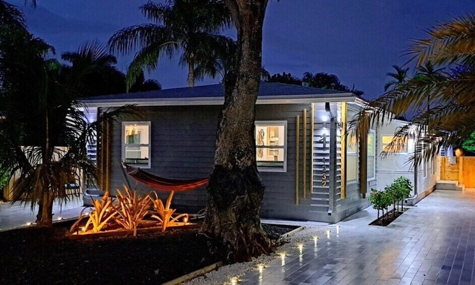 Lake Ridge Casa | Blue Ocean Vacation Home 1