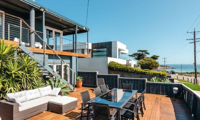 Mornington Casa | Blue Pearl Retreat | Opp Beach: Spa & Sunset Pool