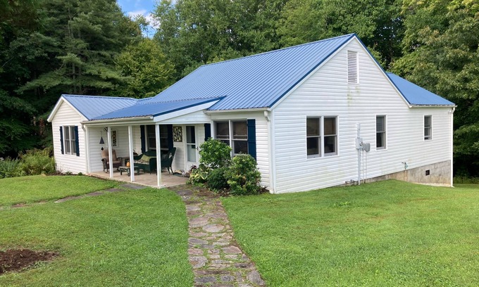 Glade Valley Casa | Blue Ridge Country Home - ¡Reserva para el otoño!