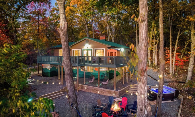 Shenandoah Cabina | Blue Ridge Lodge - Mtn View/Hot tub/Sauna/Game Room/Fire Pit