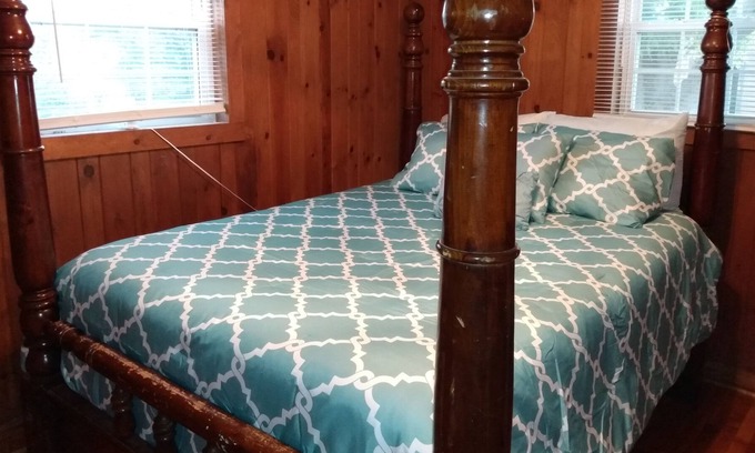 Ronda Otro | BLUE RIDGE MOUNTAIN FARMHOUSE by RedAwning