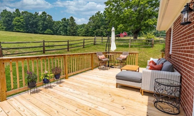 Galax Casa | Blue Ridge Mountain Getaway