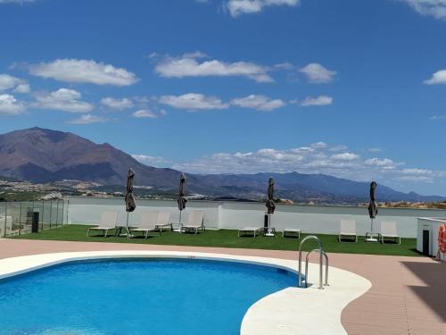 Castillo de Sabinillas Apartamento | Blue Sunset Retreat