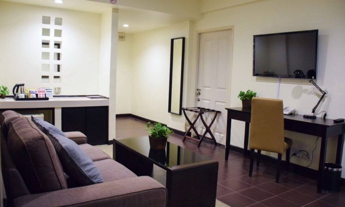 Bang Kaeo Apartamento | Azul entonado con Color Suite @ Suvarnabhumi-Bangna