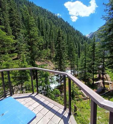 Khyber Pakhtunkhwa Complejo | Blue Water Riverside Resort & Fishing Spot Kalam
