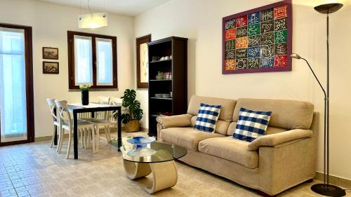 Luino Apartamento | Blueberry Villa - Historic Center