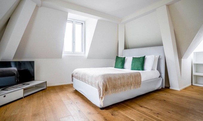 Hoengg Apartamento | Blueground | Höngg, washer, nr Uetliberg