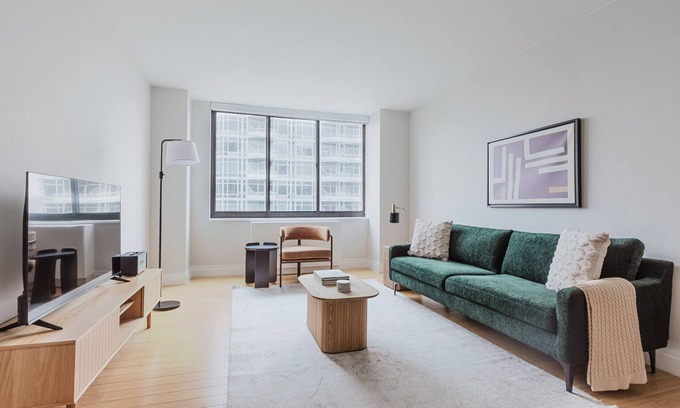 Kips Bay Apartamento | Blueground | Kips Bay, pool, w/d & gym, nr MSG