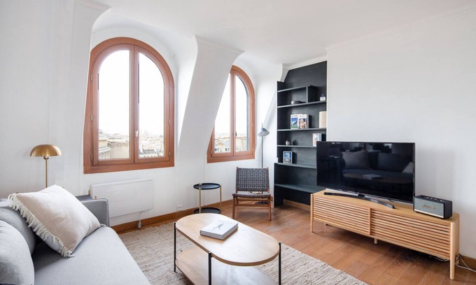 Quartier du Faubourg-Montmartre Apartamento | Blueground | Montorgueil, nr Grands Boulevards