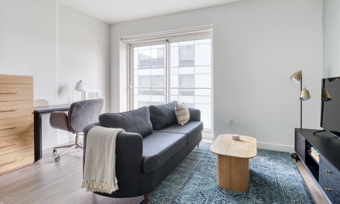 Downtown San Francisco Apartamento | Blueground | SoMa, pool, nr Civic Center