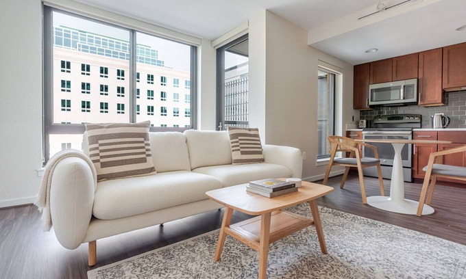 Ballston Apartamento | Blueground | Virginia Sq, pool & w/d, nr parks