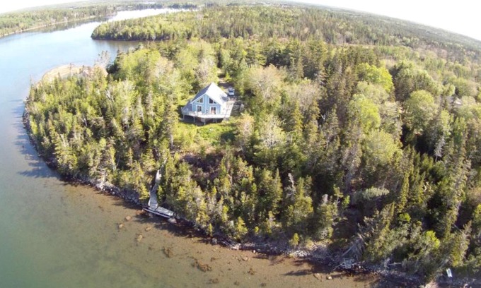 Walkerville Casa | Bluenose House