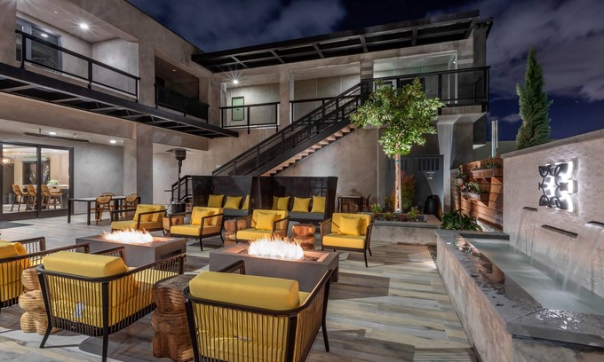 Southeast Torrance Hotel | Bluestem Hotel Torrance Los Angeles, Ascend Hotel Collection
