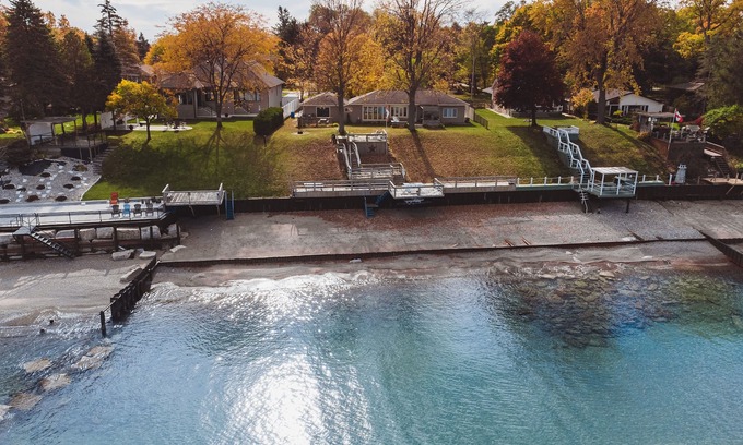 Sarnia Casa | Bluewater Shores - Luxury LakeFront Getaway