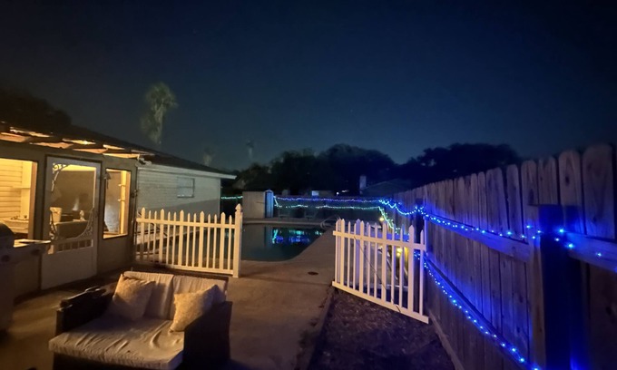 Flour Bluff Casa | Bluff House!